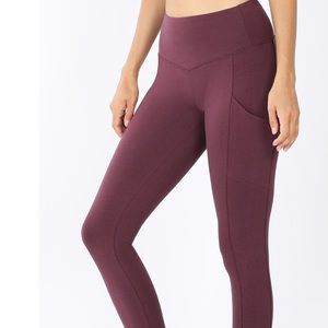 Flattering eggplant Cotton pocket leggings yoga